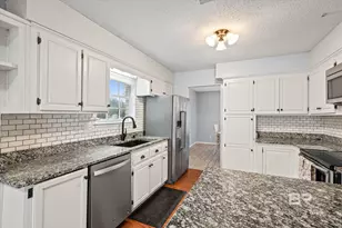 331 Ridgewood Dr, Daphne, AL 36526 - Photo 9