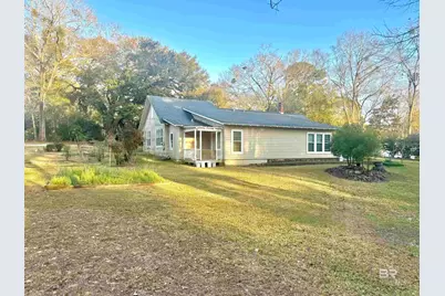 662 Fairhope Avenue, Fairhope, AL 36532 - Photo 1