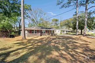 672 Tarawa Dr, Mobile, AL 36609 - Photo 3