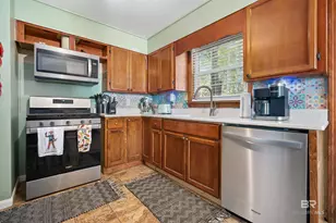 672 Tarawa Dr, Mobile, AL 36609 - Photo 11