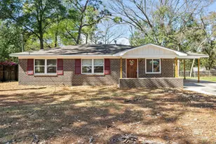 672 Tarawa Dr, Mobile, AL 36609 - Photo 1