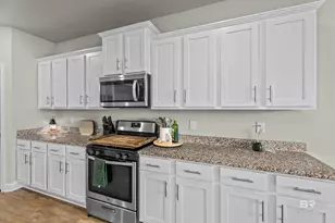 21775 Landry Ln, Fairhope, AL 36532 - Photo 9