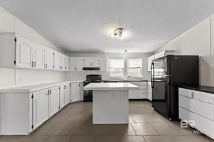 34904 Pine Rd S, Stapleton, AL 36578 - Photo 11