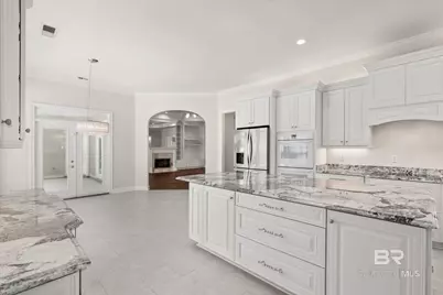 1083 Southern Way, Mobile, AL 36609 - Photo 9