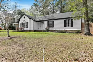 109 Meadow Wood Dr, Daphne, AL 36526 - Photo 1