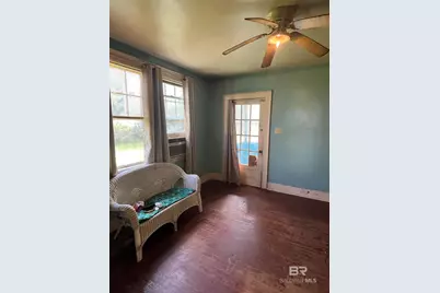 211 4th Street, Chickasaw, AL 36611 - Photo 9