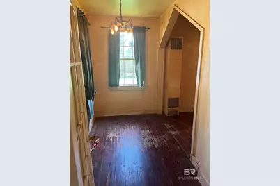 211 4th Street, Chickasaw, AL 36611 - Photo 5