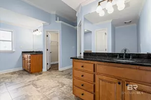 704 Edinburgh Ave, Foley, AL 36535 - Photo 21