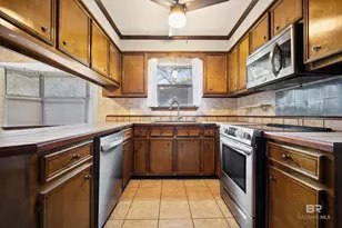 106 Lively Cir, Daphne, AL 36526 - Photo 9