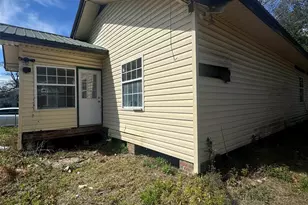 227 E Elm St, Prichard, AL 36610 - Photo 3