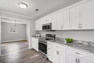 732 Oak Field Dr, Mobile, AL 36609 - Photo 7