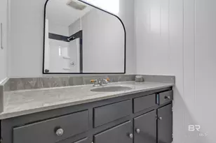 5225 Persons Dr, Mobile, AL 36618 - Photo 7