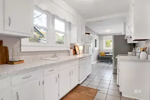 160 Emogene Pl, Mobile, AL 36606 - Photo 9