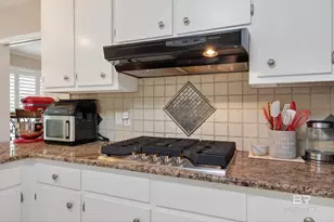 1271 Spring Valley Dr, Mobile, AL 36693 - Photo 15