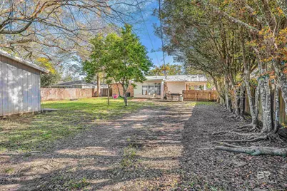 407 E Myrtle Avenue, Foley, AL 36535 - Photo 23