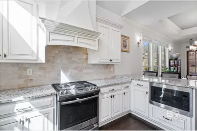 3528 Rue Royal, Mobile, AL 36693 - Photo 5