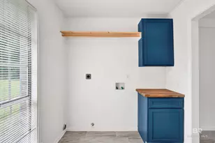 3050 Meadow Ln, Mobile, AL 36618 - Photo 15