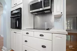 2214 S Hillwood Dr, Mobile, AL 36605 - Photo 11