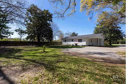 901 W 7th Street, Bay Minette, AL 36507 - Photo 11