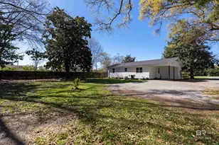 901 W 7th St, Bay Minette, AL 36507 - Photo 11