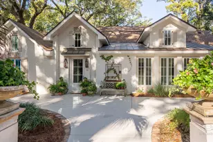 59 N Summit St, Fairhope, AL 36532 - Photo 1