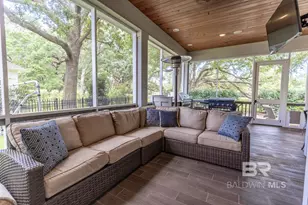 135 Mulberry Ln, Fairhope, AL 36532 - Photo 3