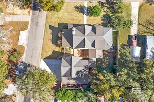 152 Pinecrest Ln, Fairhope, AL 36532 - Photo 51