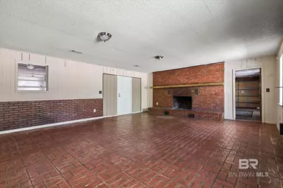 806 E Verbena Avenue, Foley, AL 36535 - Photo 5