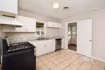 70 Picardy Street, Mobile, AL 36607 - Photo 7