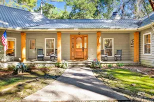 15 Woods Ave, Fairhope, AL 36532 - Photo 3