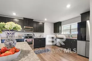11926 Hons Dr, Fairhope, AL 36532 - Photo 3