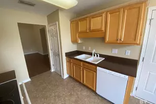 9064 Brookside Ln, Daphne, AL 36526 - Photo 5