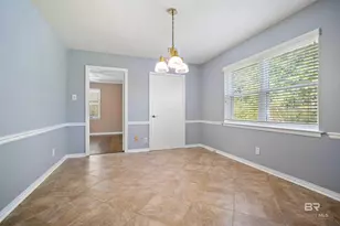 5716 Fairwood Dr, Mobile, AL 36609 - Photo 9