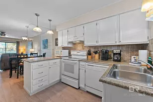 728 W Beach Blvd, Gulf Shores, AL 36542 - Photo 7