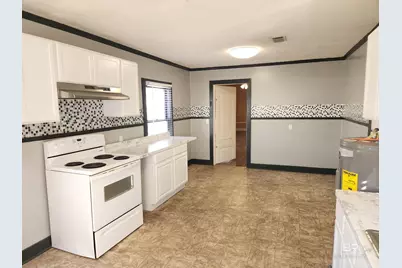 706 E Horner Street, Atmore, AL 36502 - Photo 11