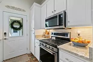 204 S Tee Dr, Fairhope, AL 36532 - Photo 21