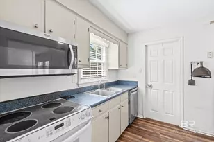 3400 Sherringham Dr, Mobile, AL 36609 - Photo 9