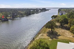 724 W Canal Dr, Gulf Shores, AL 36542 - Photo 39