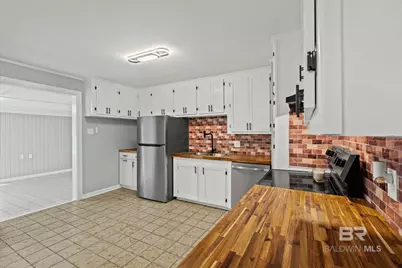 4115 Springdale Road, Mobile, AL 36609 - Photo 9