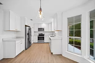 9 Azalea Ct, Fairhope, AL 36532 - Photo 11