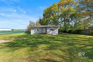 9765 Milton Jones Rd, Daphne, AL 36526 - Photo 11