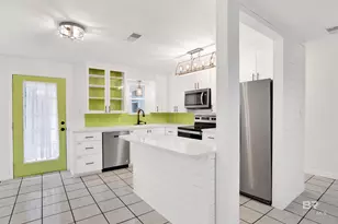 208 E 22nd Ave, Gulf Shores, AL 36542 - Photo 9