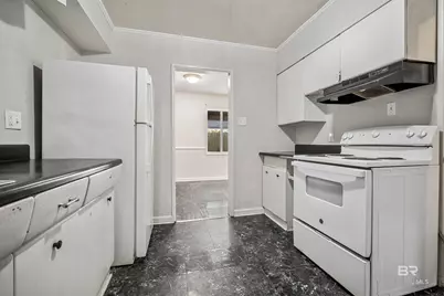 3014 Farcott Street, Mobile, AL 36606 - Photo 9