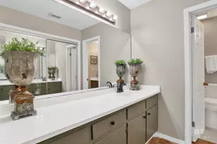 389 Clubhouse Dr, Gulf Shores, AL 36542 - Photo 17