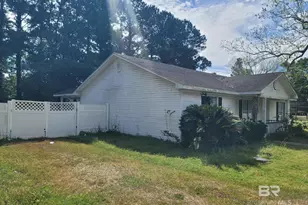 23280 Fountain St, Robertsdale, AL 36567 - Photo 3