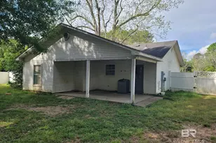 23280 Fountain St, Robertsdale, AL 36567 - Photo 5