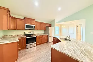 213 Lakefront Cir, Summerdale, AL 36580 - Photo 5