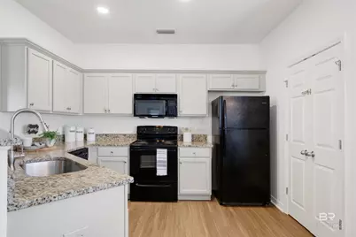 1021 E Hamilton Bridges Drive, Mobile, AL 36695 - Photo 9