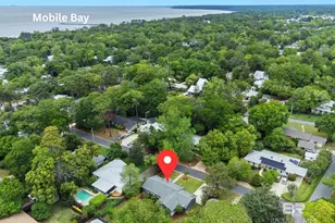 216 Pinecrest Ln, Fairhope, AL 36532 - Photo 79