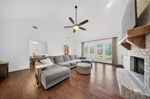 1250 Savannah Dr, Mobile, AL 36609 - Photo 11